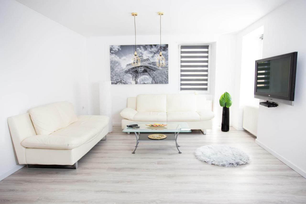 Villa Hillside Apartment 耶塞尼采 外观 照片